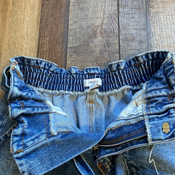Forever 21 Retro Paper Bag Waist Denim Shorts Size Small - Picture 4 of 15